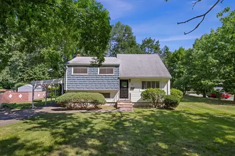 34 Alfred St, Woburn, MA 01801