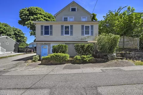 21 Grand View Rd, Weymouth, MA 02191