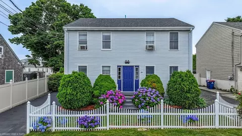 36 Clara St, New Bedford, MA 02744