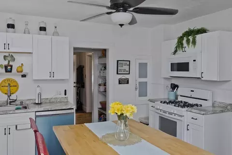 47 Denver St, Springfield, MA 01109 photo 13