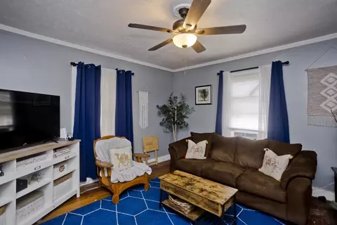 47 Denver St, Springfield, MA 01109 photo 8