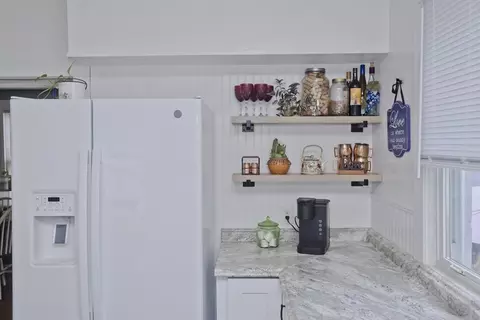 47 Denver St, Springfield, MA 01109 photo 18