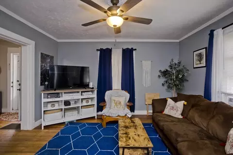 47 Denver St, Springfield, MA 01109 photo 6
