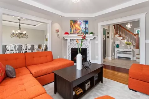 4 Morse Ave, Norwood, MA 02062