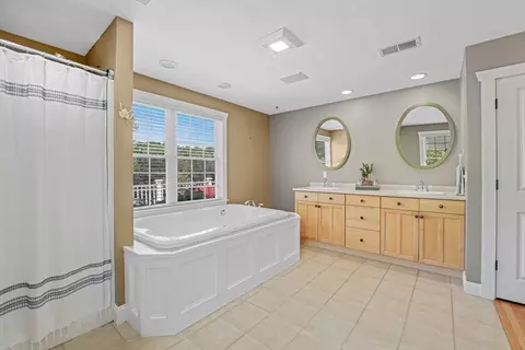 57 Perry Hill Rd, Acushnet, MA 02743 photo 25