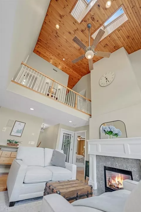 57 Perry Hill Rd, Acushnet, MA 02743 photo 9