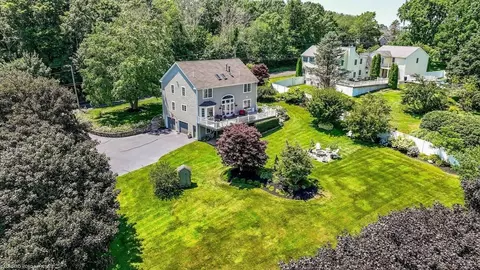 57 Perry Hill Rd, Acushnet, MA 02743 photo 6