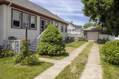 Exterior - 63 J St, Hull, MA 02045 photo 6 of 7