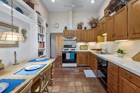 Kitchen - 9 Hooper St, Marblehead, MA 01945 photo 2 of 3