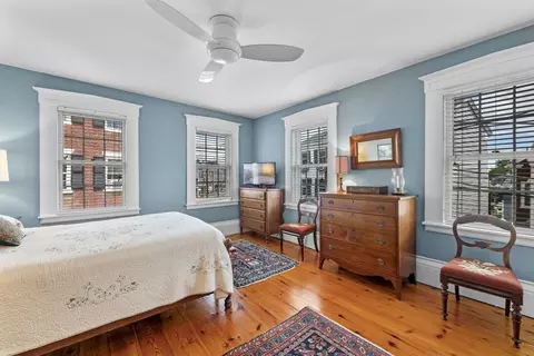 Bedroom - 9 Hooper St, Marblehead, MA 01945 photo 1 of 2