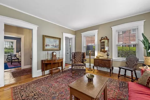 Living - 9 Hooper St, Marblehead, MA 01945 photo 3 of 7