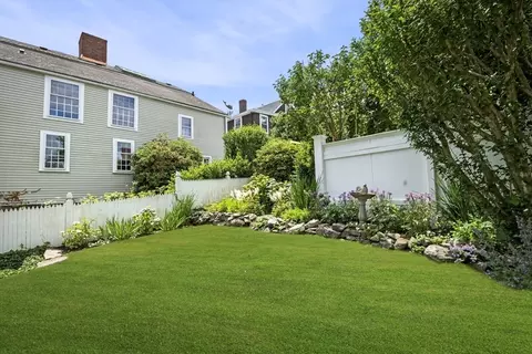 Exterior - 9 Hooper St, Marblehead, MA 01945 photo 9 of 9