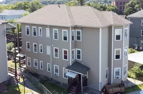 1 Woodward St, Worcester, MA 01610
