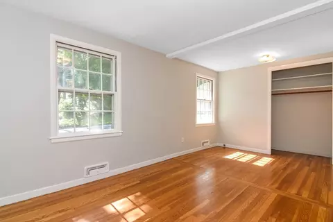 Bedroom - 39 Beechmont St, Worcester, MA 01609 photo 5 of 7