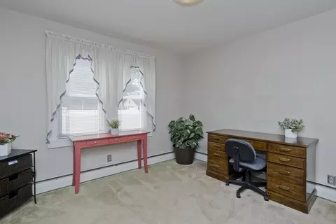 48 Charpentier Blvd, Chicopee, MA 01013 photo 11