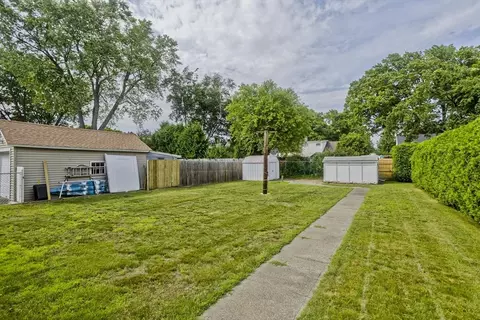 48 Charpentier Blvd, Chicopee, MA 01013 photo 39