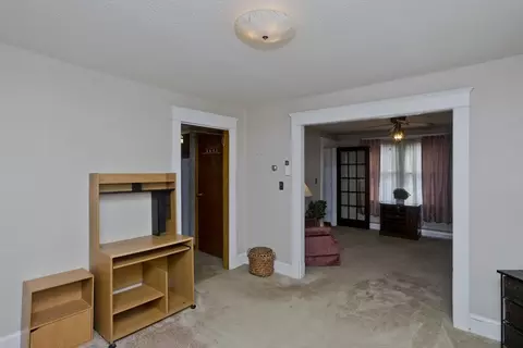 48 Charpentier Blvd, Chicopee, MA 01013 photo 12