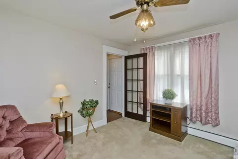 48 Charpentier Blvd, Chicopee, MA 01013 photo 6