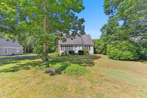 14 Easterly Dr, Sandwich, MA 02537 photo 3