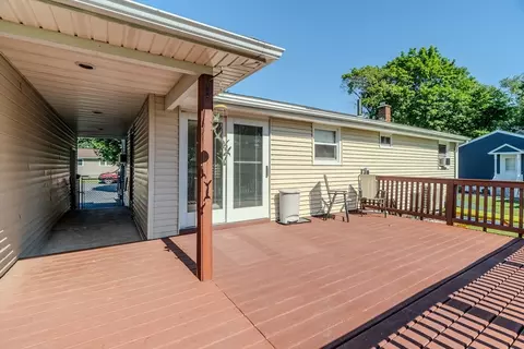 45 Armanella St, Chicopee, MA 01020 photo 9