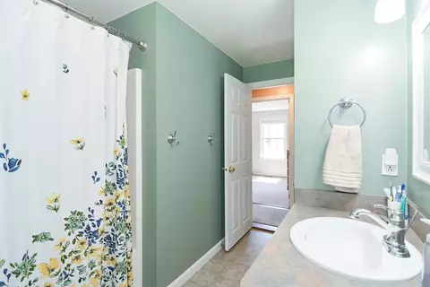 3 Hollow Tree Ave, Wareham, MA 02571 photo 12