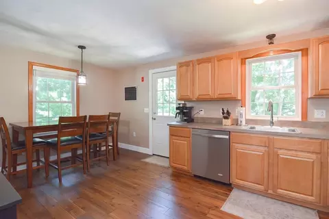 3 Hollow Tree Ave, Wareham, MA 02571 photo 7