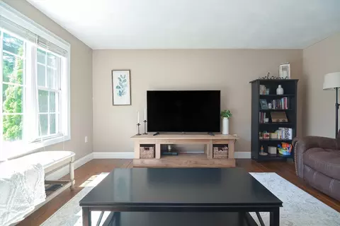 3 Hollow Tree Ave, Wareham, MA 02571 photo 3