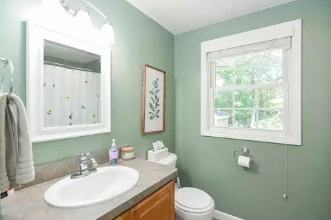 3 Hollow Tree Ave, Wareham, MA 02571 photo 11