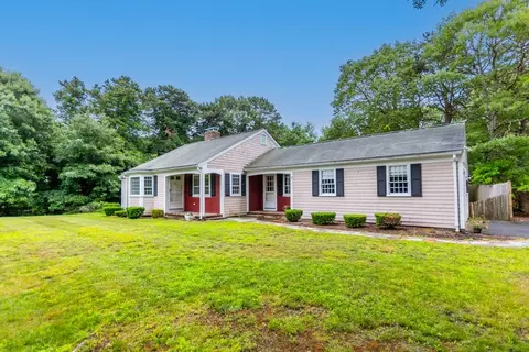 11 Copley Pl, Yarmouth, MA 02664