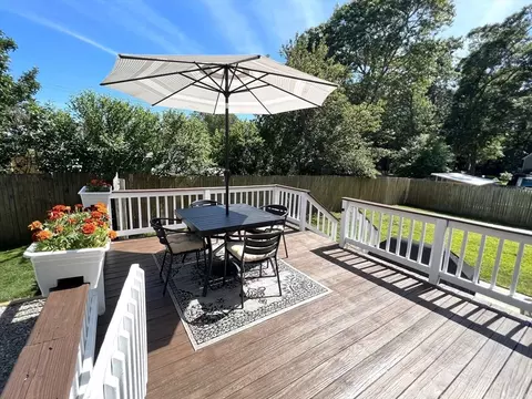 4 Sonnys Dr, Wareham, MA 02571 photo 5