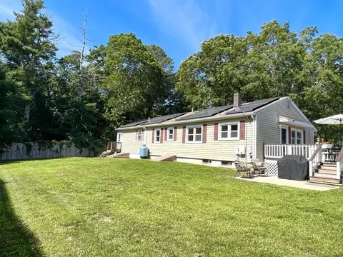 4 Sonnys Dr, Wareham, MA 02571 photo 8