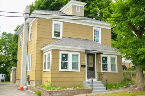 40 Strathmore Rd, Methuen, MA 01844