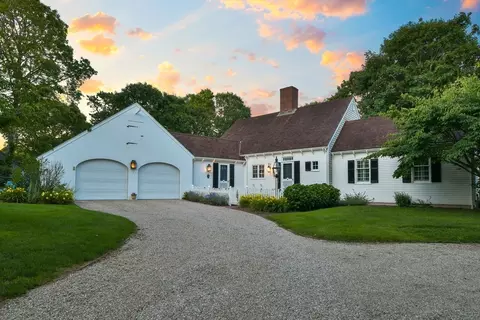 26 Little Ln, Chatham, MA 02633