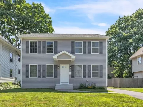 30 Irvington St, Springfield, MA 01108 photo 3