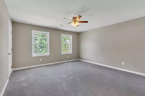 30 Irvington St, Springfield, MA 01108 photo 33
