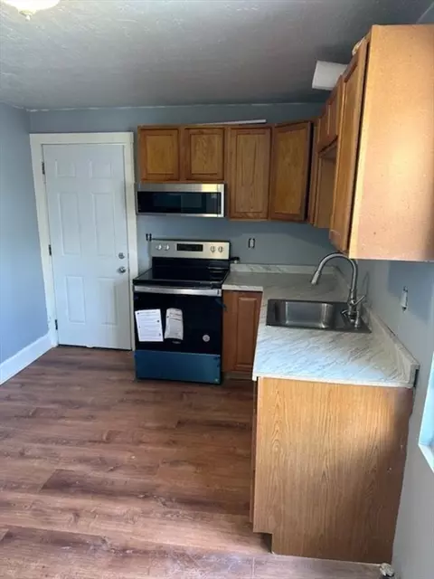 Kitchen - 26 Pine Street Ct, Springfield, MA 01105 photo 1 of 2