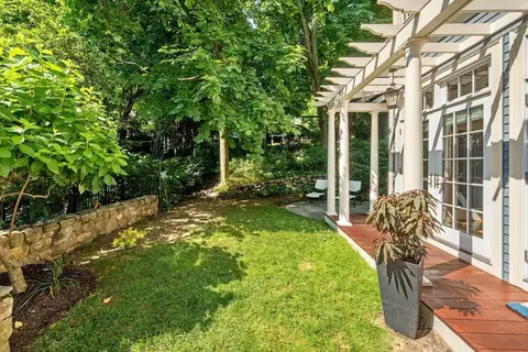 41 Everett St, Newton, MA 02459 photo 38