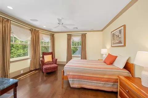 41 Everett St, Newton, MA 02459 photo 19