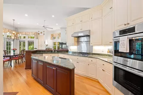 41 Everett St, Newton, MA 02459 photo 12