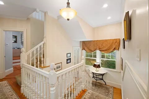 41 Everett St, Newton, MA 02459 photo 18