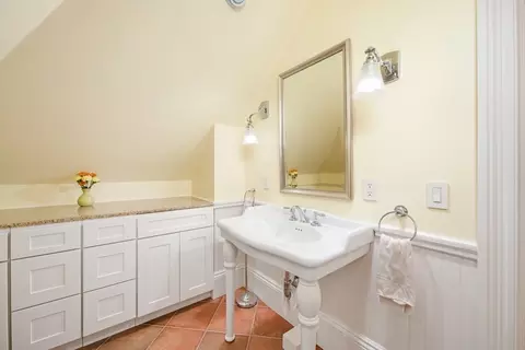 41 Everett St, Newton, MA 02459 photo 30