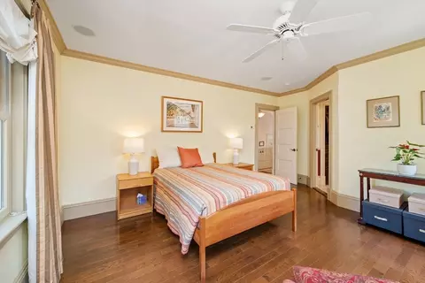 41 Everett St, Newton, MA 02459 photo 20