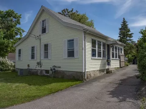 25 Cottage St, Bridgewater, MA 02324