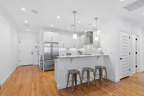 637 E 1st St #203, Boston, MA 02127