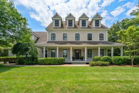 126 Grove St, Westwood, MA 02090