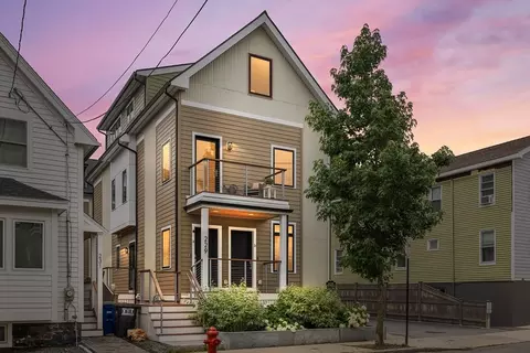 229 Cedar St #A, Somerville, MA 02145