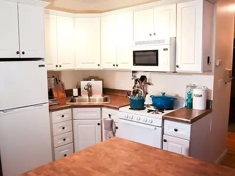 84 W Cedar #6, Boston, MA 02114