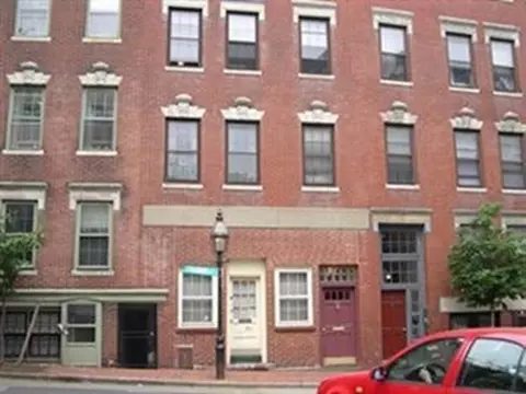 84 W Cedar #8, Boston, MA 02114