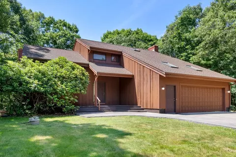 525 Hemenway St, Marlborough, MA 01752
