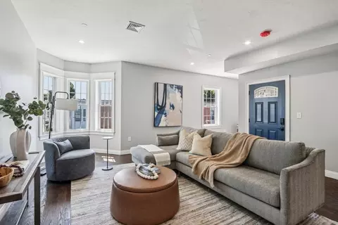 128 Hamilton St #3, Dorchester, MA 02125